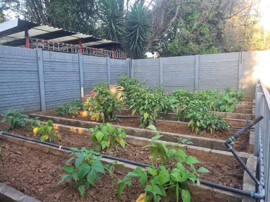4 Bedroom Property for Sale in Vanderbijlpark SW 5 Gauteng