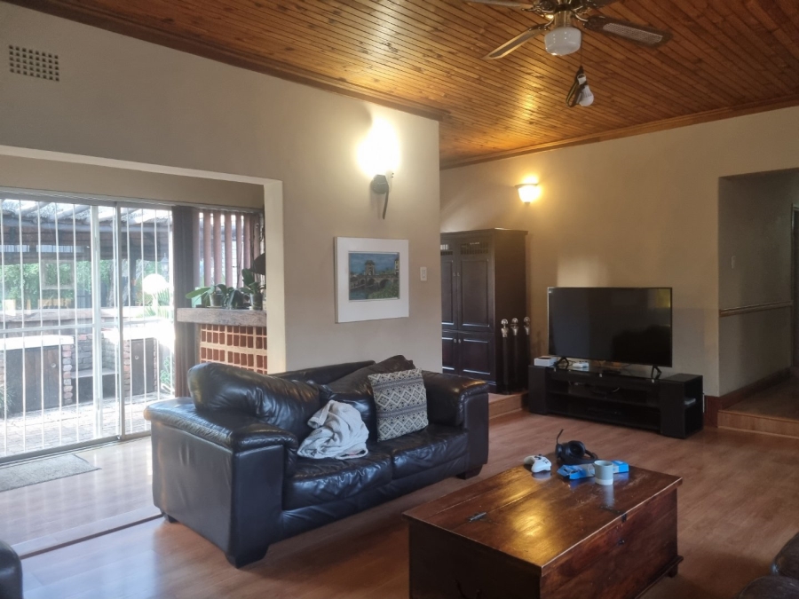 4 Bedroom Property for Sale in Vanderbijlpark SW 5 Gauteng
