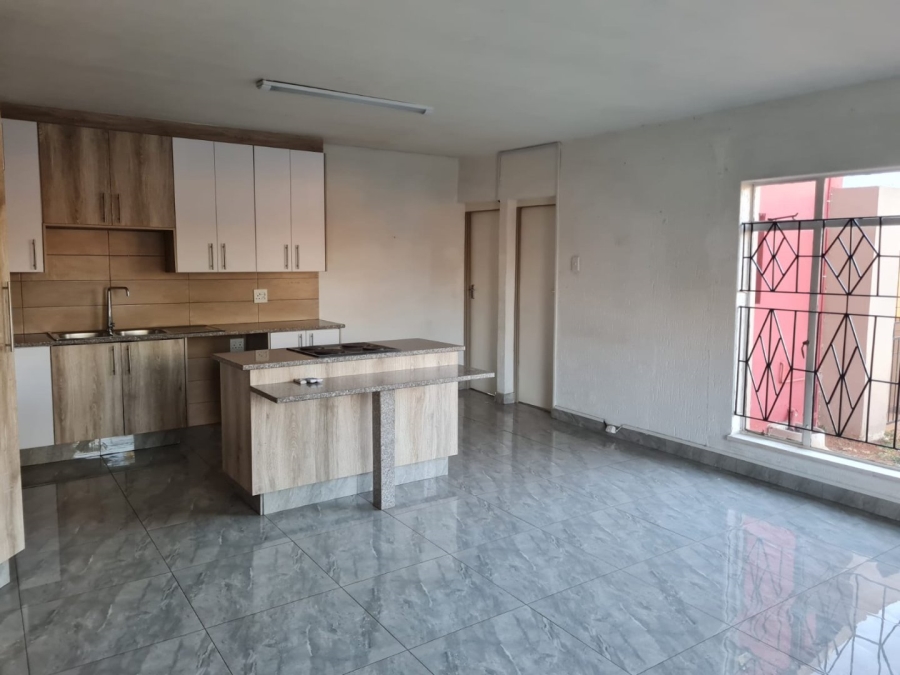 To Let 3 Bedroom Property for Rent in Lenasia Ext 7 Gauteng