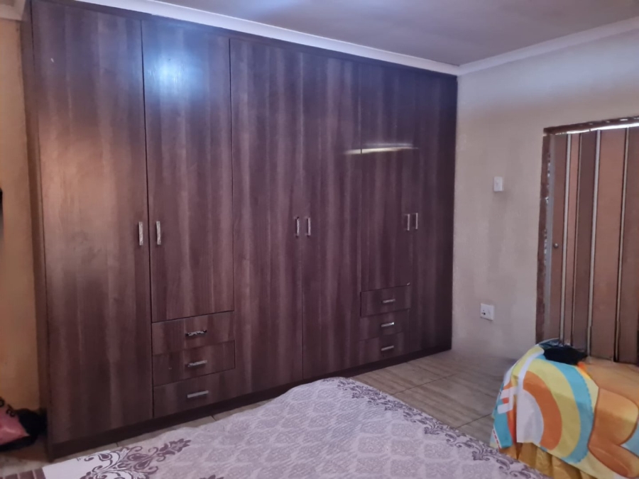 To Let 3 Bedroom Property for Rent in Lenasia Ext 2 Gauteng
