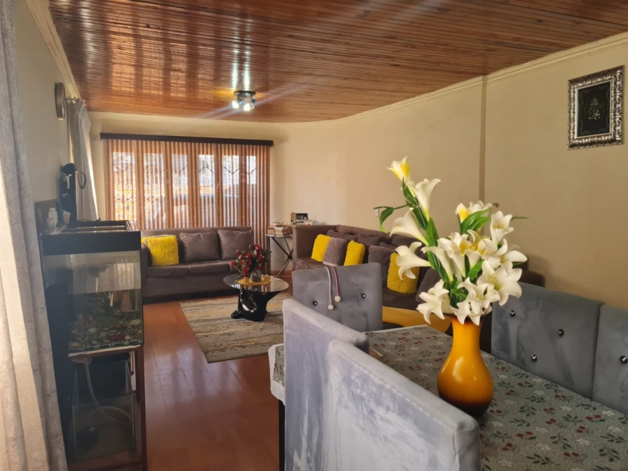 To Let 3 Bedroom Property for Rent in Lenasia Ext 2 Gauteng