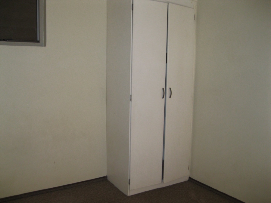 To Let 1 Bedroom Property for Rent in Riviera Gauteng