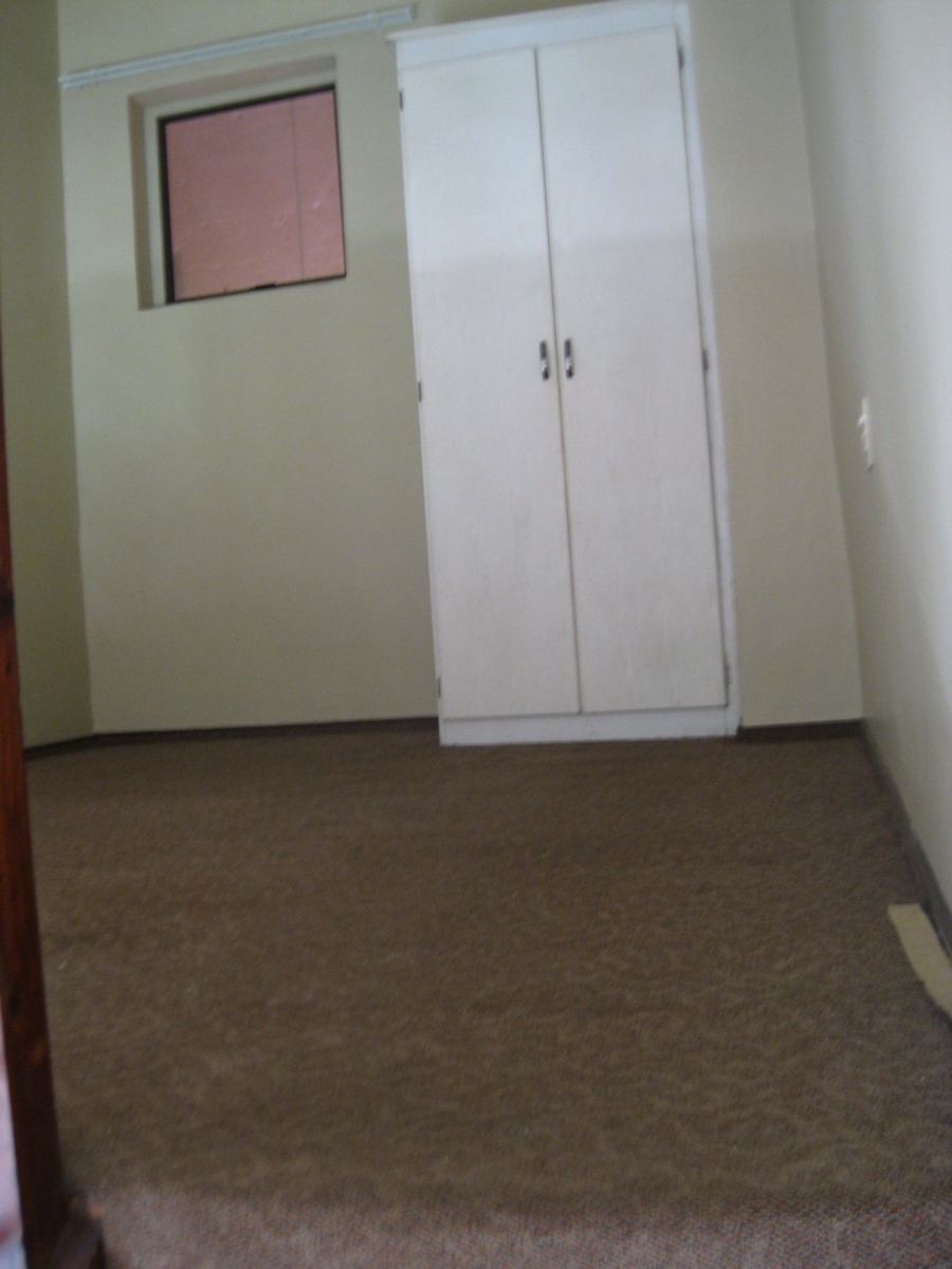 To Let 1 Bedroom Property for Rent in Riviera Gauteng