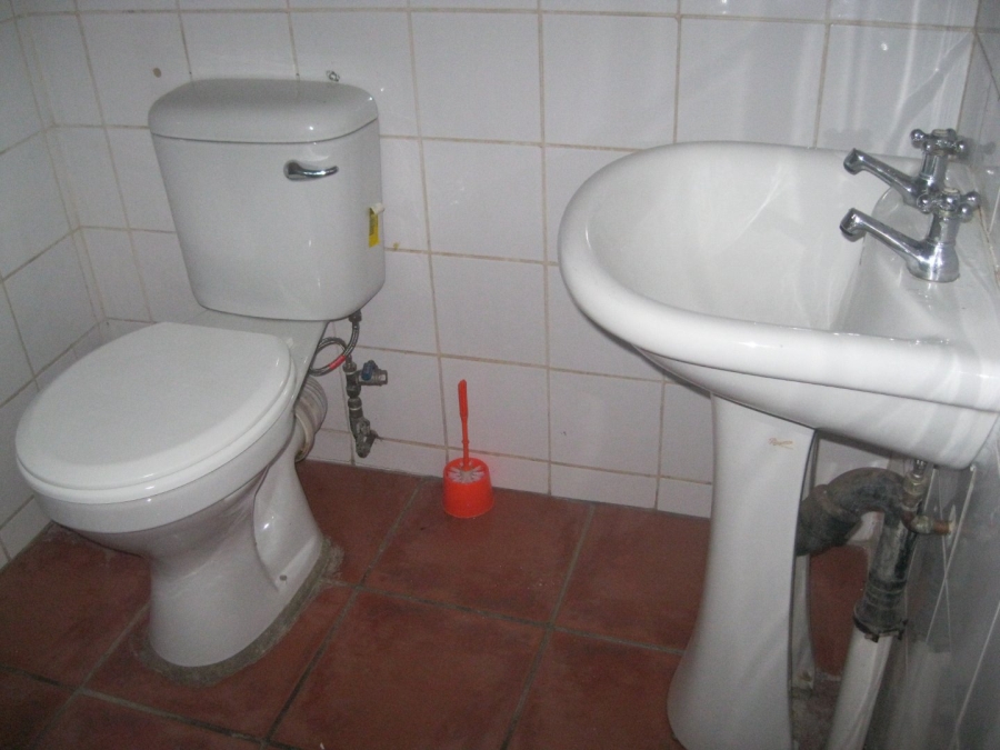 To Let 1 Bedroom Property for Rent in Riviera Gauteng
