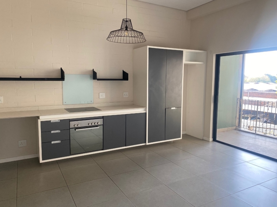 1 Bedroom Property for Sale in Linden Gauteng