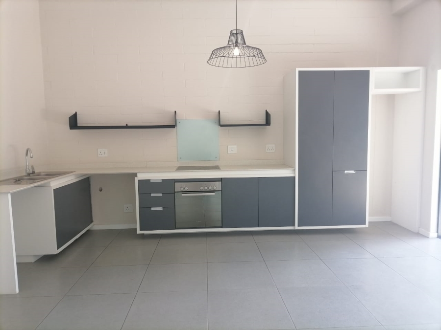 1 Bedroom Property for Sale in Linden Gauteng