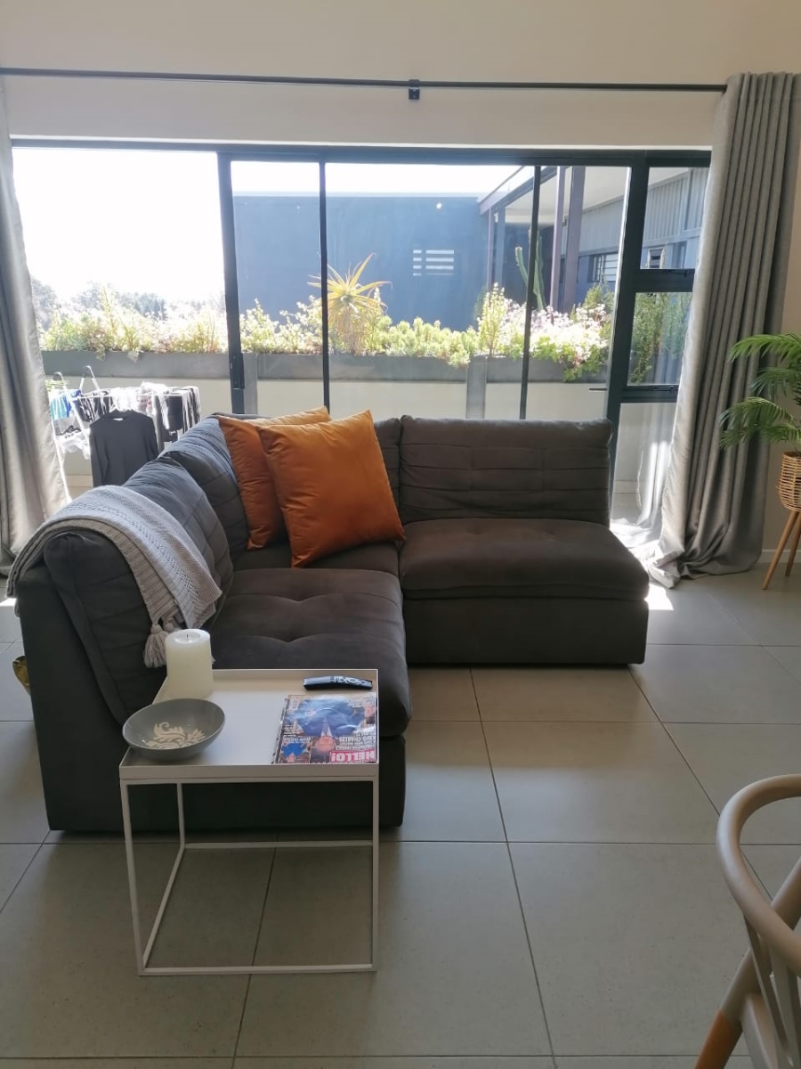 1 Bedroom Property for Sale in Linden Gauteng