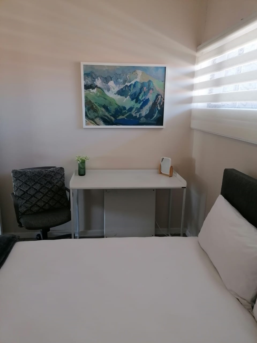 1 Bedroom Property for Sale in Linden Gauteng