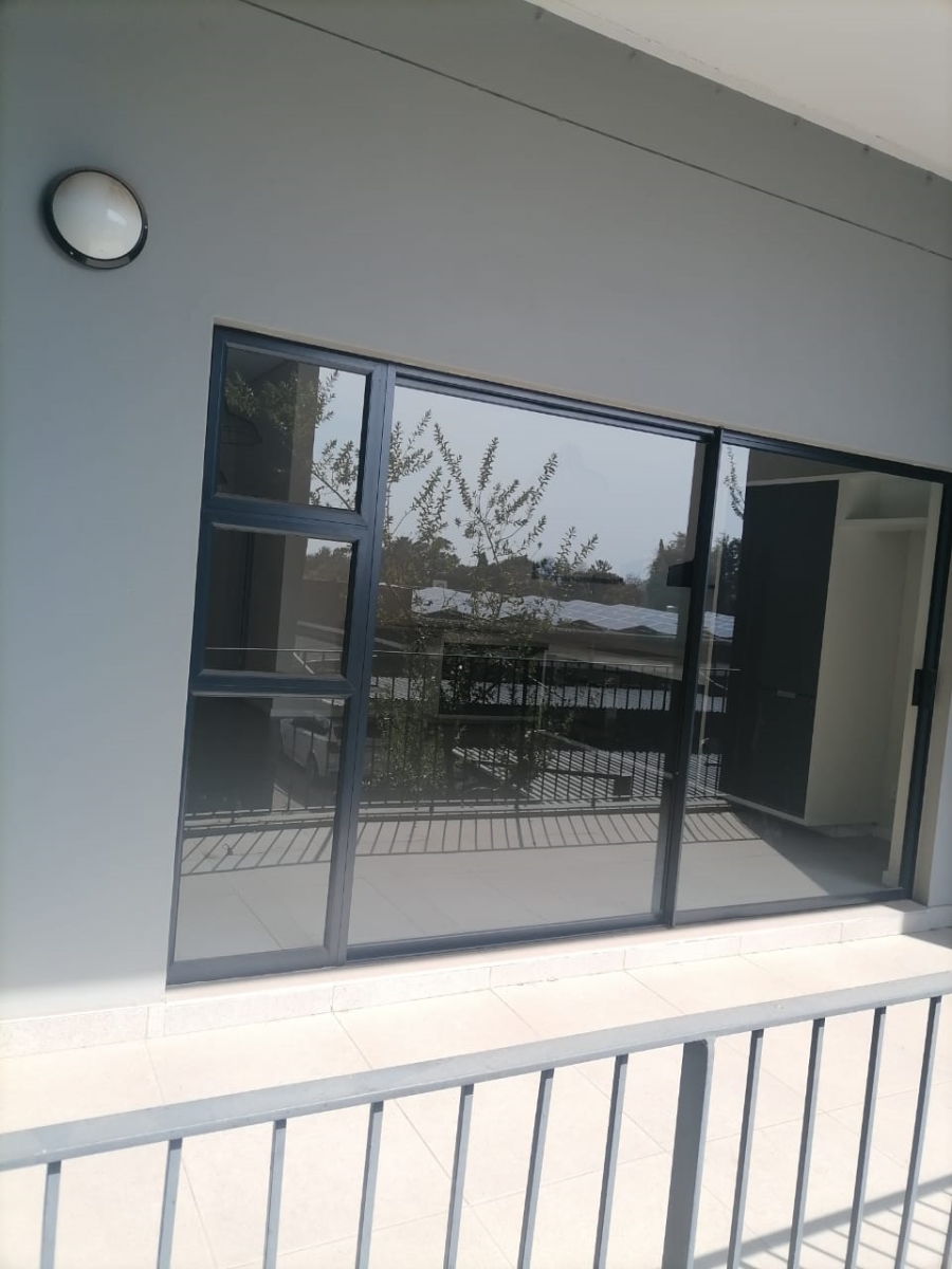 1 Bedroom Property for Sale in Linden Gauteng