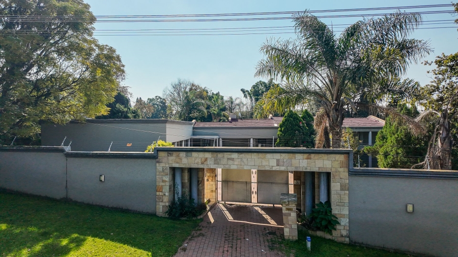 5 Bedroom Property for Sale in Atholl Gauteng