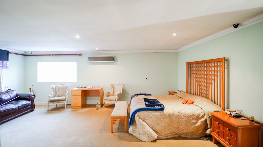 5 Bedroom Property for Sale in Atholl Gauteng