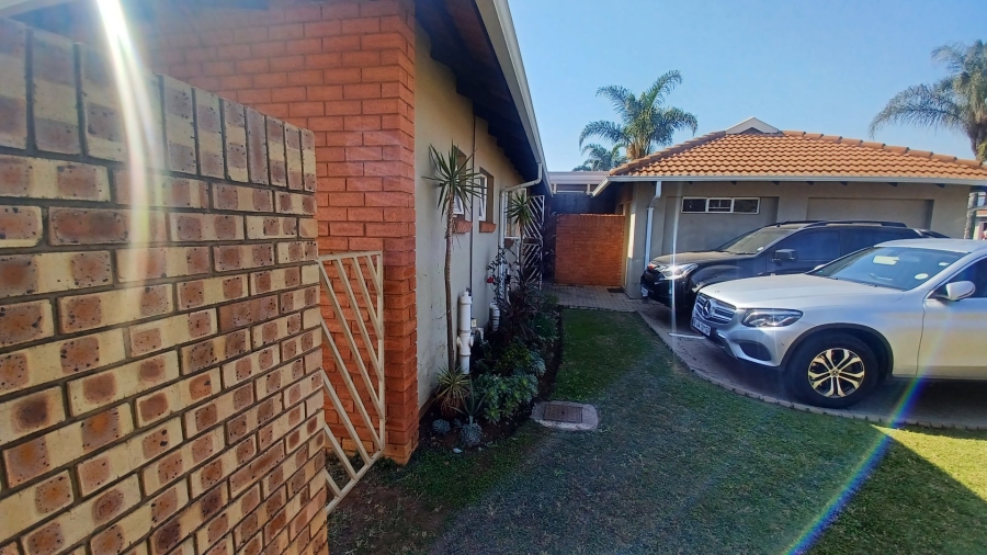 2 Bedroom Property for Sale in Montana Gauteng