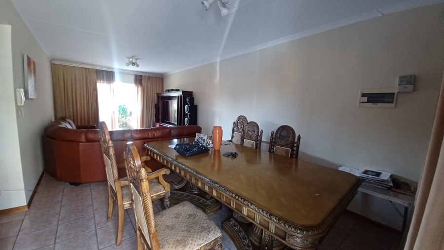 2 Bedroom Property for Sale in Montana Gauteng