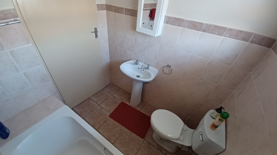 2 Bedroom Property for Sale in Montana Gauteng