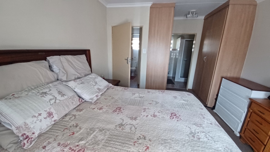 2 Bedroom Property for Sale in Montana Gauteng