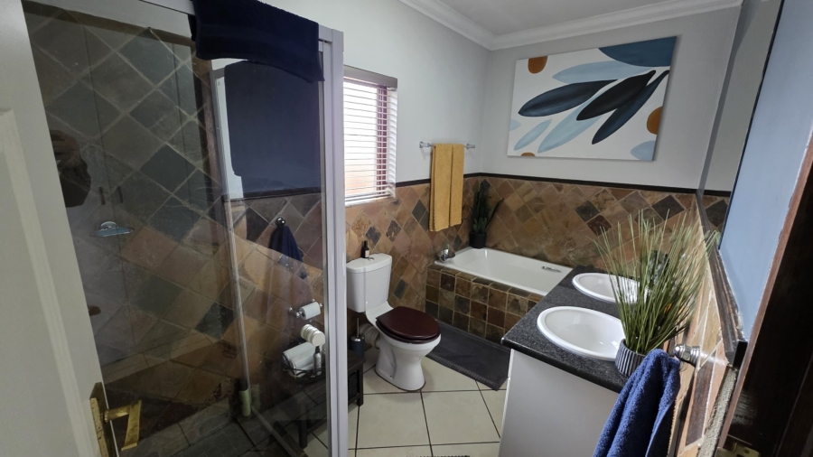 3 Bedroom Property for Sale in Bougainvillea Estate Gauteng