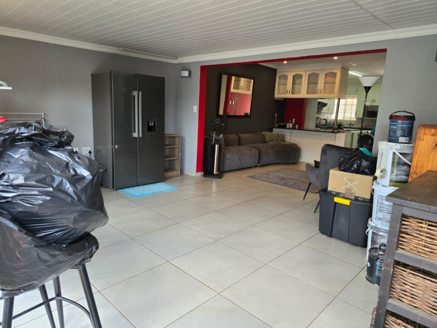 To Let 2 Bedroom Property for Rent in Bartlett Gauteng