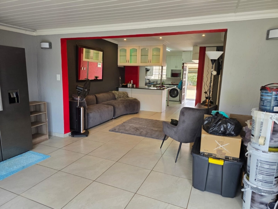To Let 2 Bedroom Property for Rent in Bartlett Gauteng