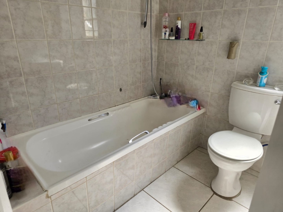To Let 2 Bedroom Property for Rent in Bartlett Gauteng