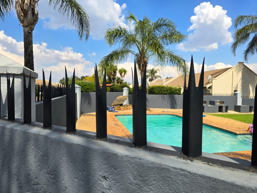 To Let 2 Bedroom Property for Rent in Bartlett Gauteng