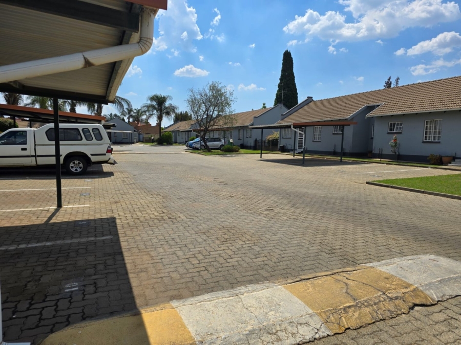 To Let 2 Bedroom Property for Rent in Bartlett Gauteng