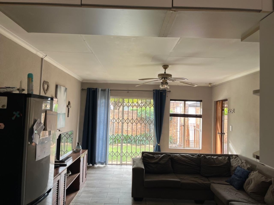  Bedroom Property for Sale in Birchleigh Gauteng