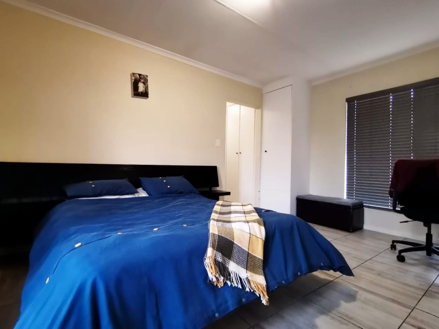3 Bedroom Property for Sale in Kosmosdal Gauteng