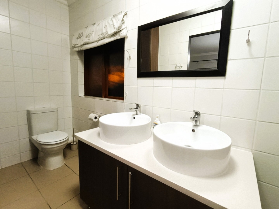 4 Bedroom Property for Sale in Eldo Manor Gauteng