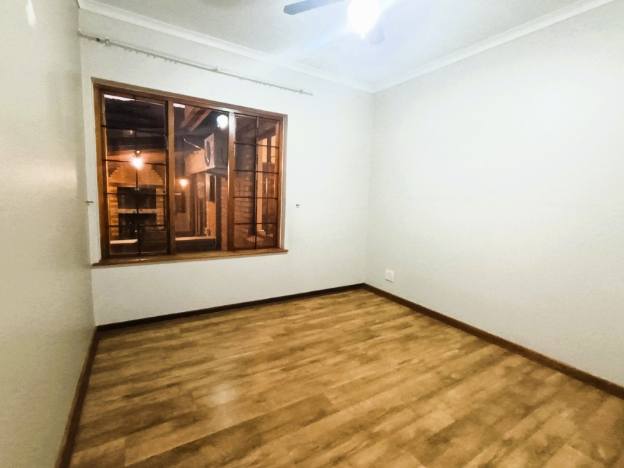 4 Bedroom Property for Sale in Eldo Manor Gauteng