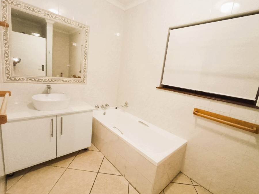 4 Bedroom Property for Sale in Eldo Manor Gauteng
