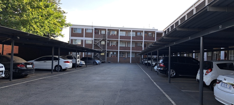 To Let 1 Bedroom Property for Rent in Eastleigh Gauteng
