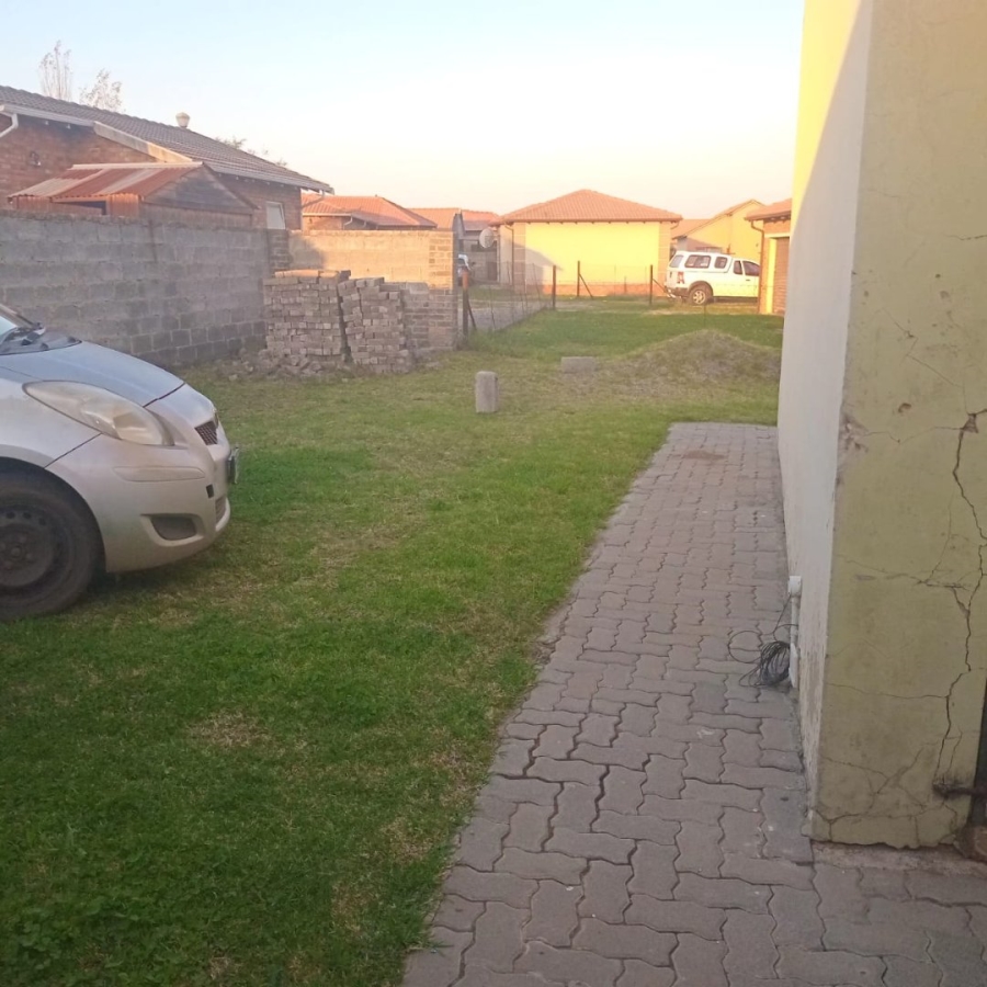 2 Bedroom Property for Sale in Sharon Park Gauteng