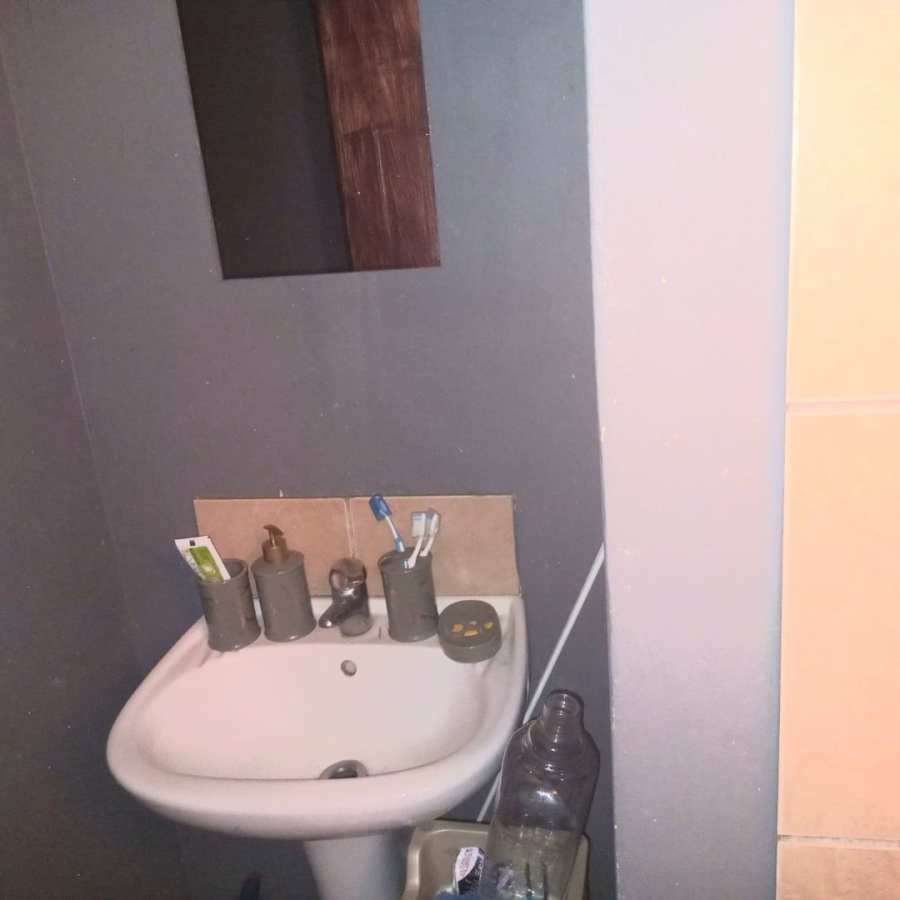 2 Bedroom Property for Sale in Sharon Park Gauteng