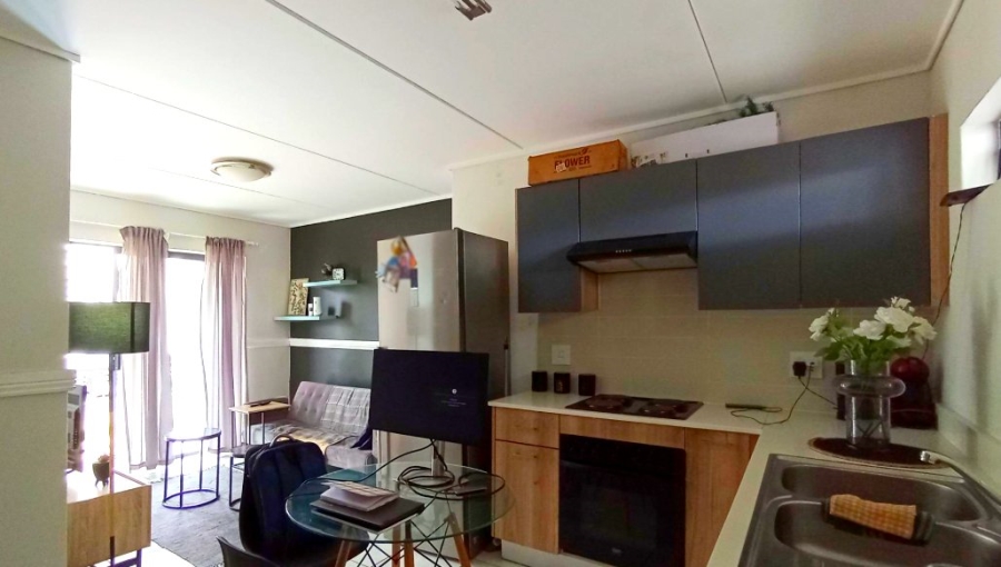 1 Bedroom Property for Sale in Linbro Park Gauteng