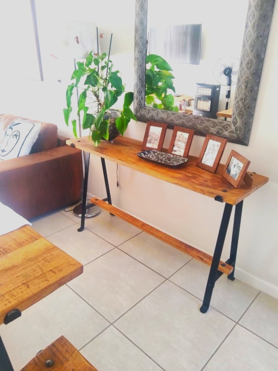 To Let 2 Bedroom Property for Rent in Longmeadow Gauteng