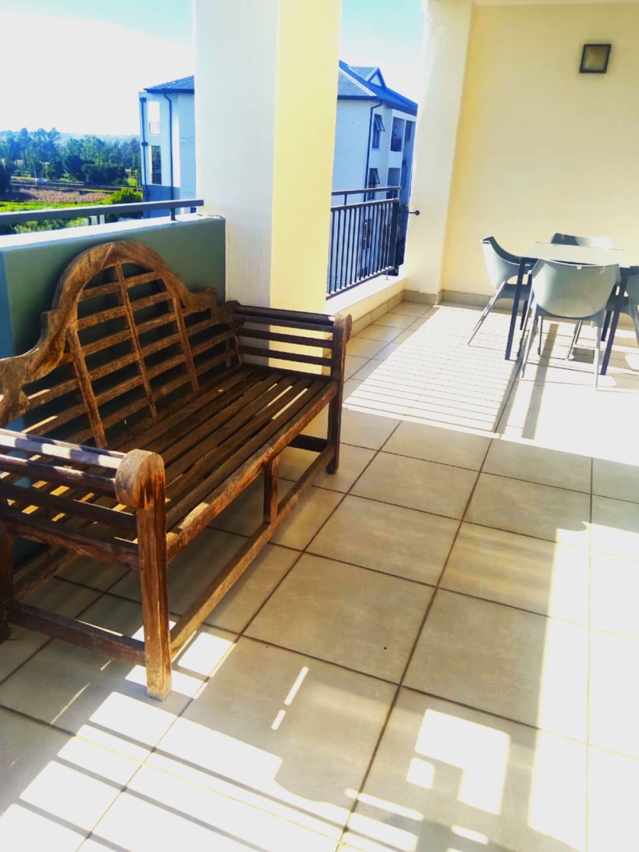 To Let 2 Bedroom Property for Rent in Longmeadow Gauteng