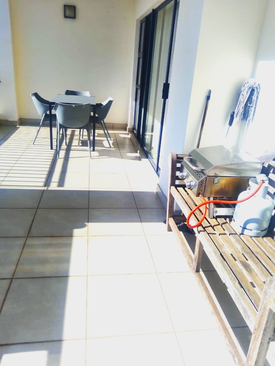 To Let 2 Bedroom Property for Rent in Longmeadow Gauteng