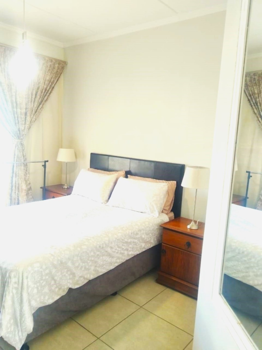 To Let 2 Bedroom Property for Rent in Longmeadow Gauteng