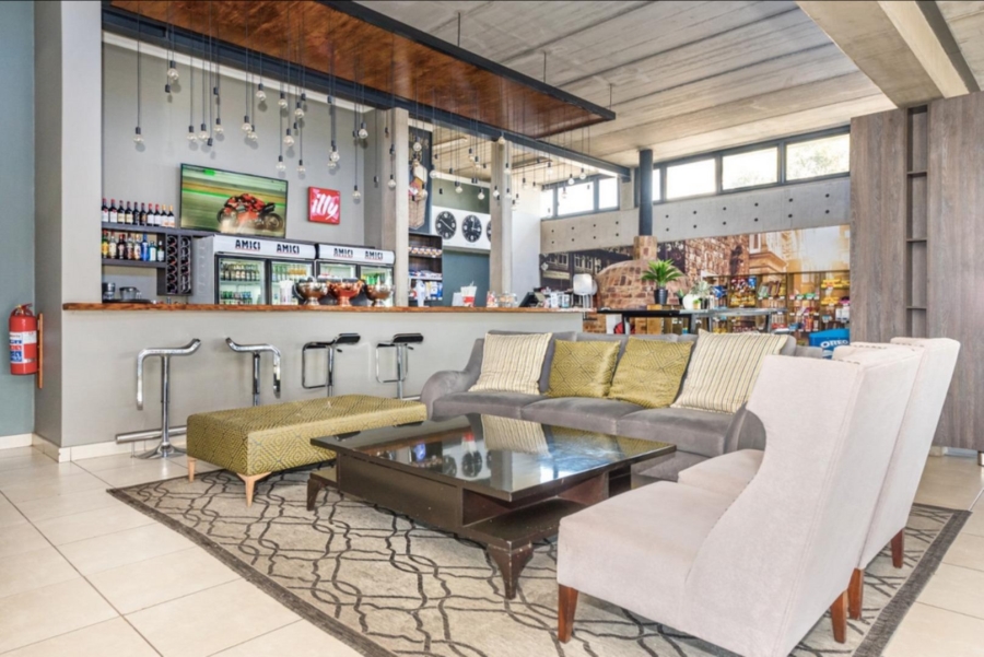 To Let 2 Bedroom Property for Rent in Longmeadow Gauteng