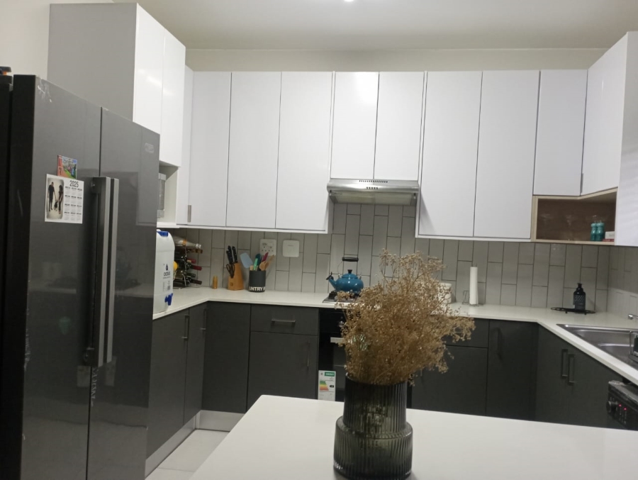 2 Bedroom Property for Sale in Pomona Gauteng