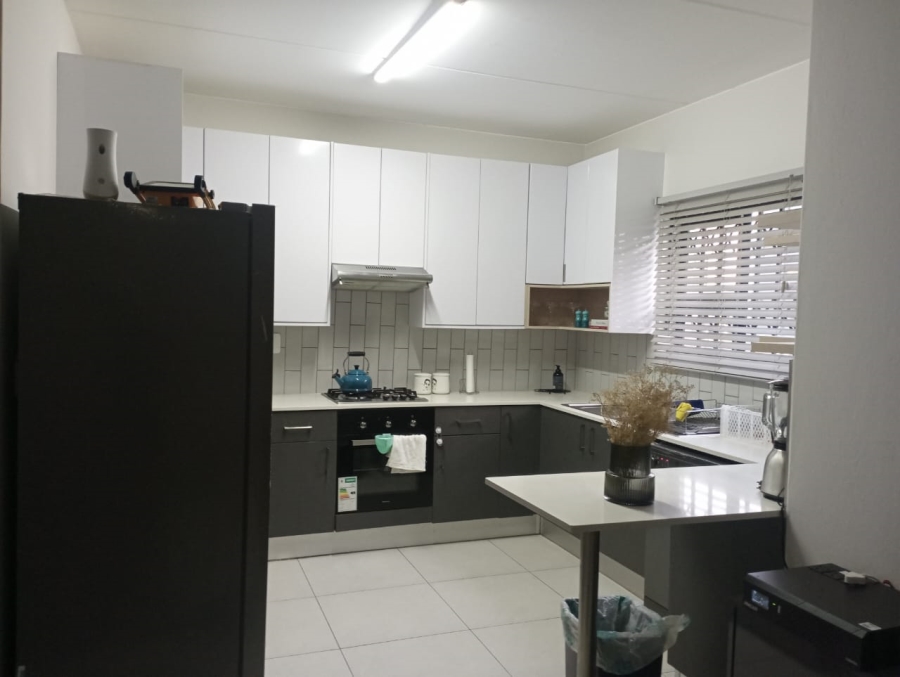 2 Bedroom Property for Sale in Pomona Gauteng