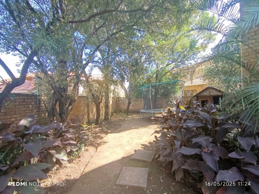 3 Bedroom Property for Sale in Fourways Gauteng