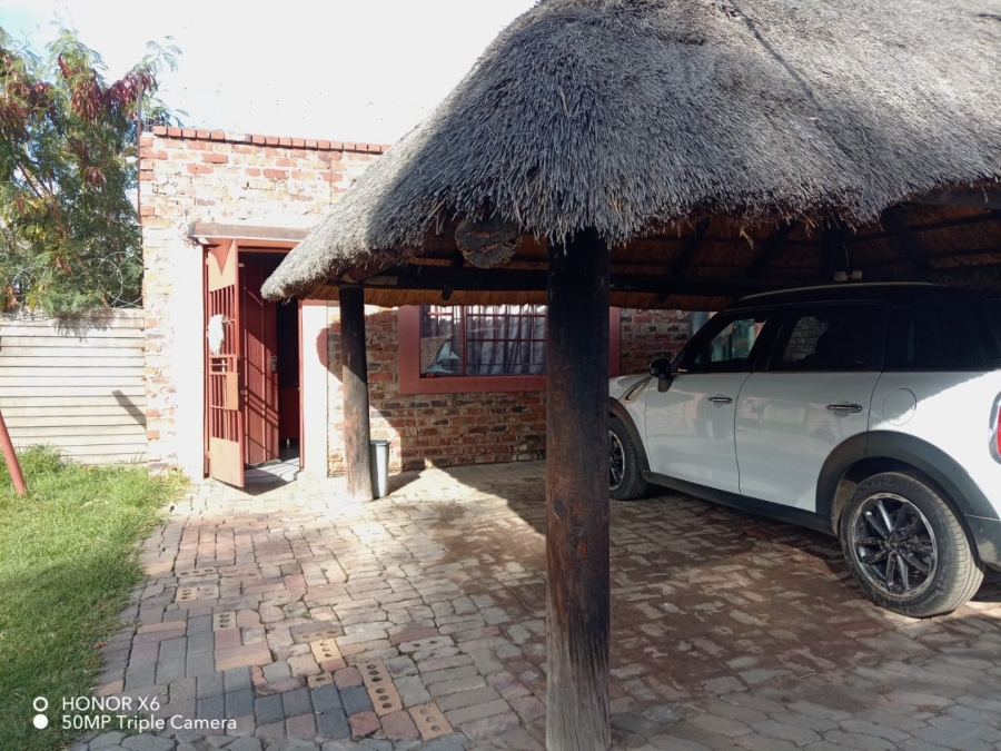  Bedroom Property for Sale in East Lynne Gauteng