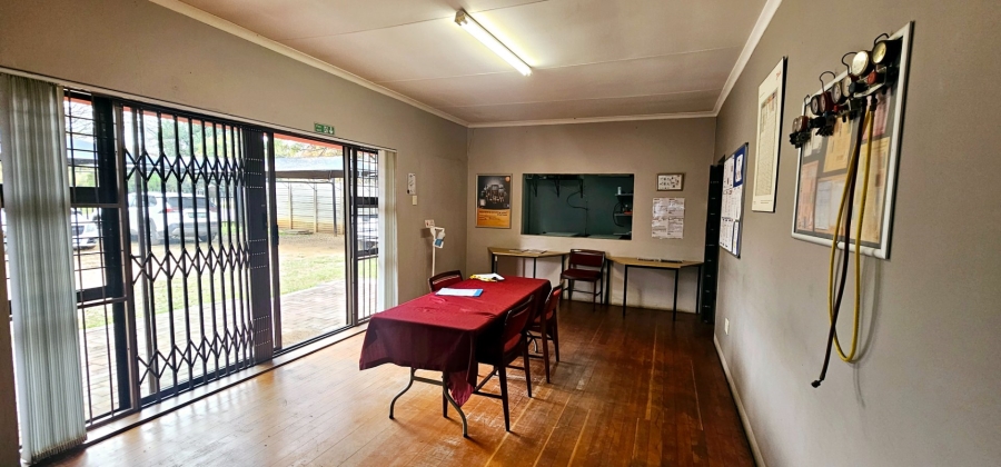  Bedroom Property for Sale in Three Rivers Gauteng
