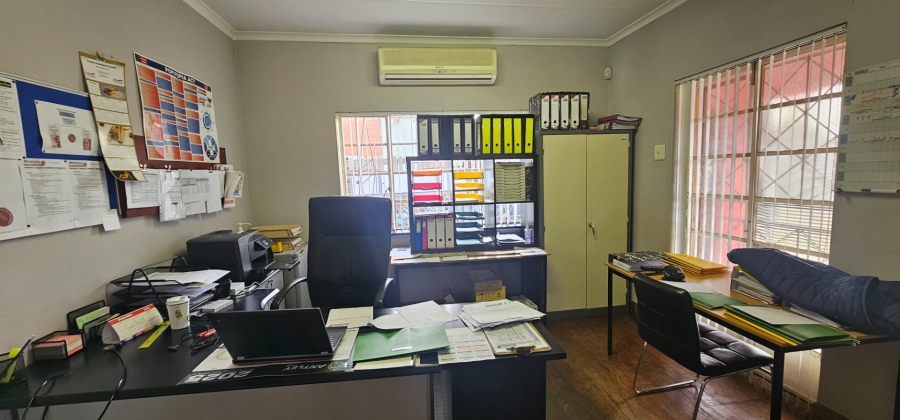  Bedroom Property for Sale in Three Rivers Gauteng
