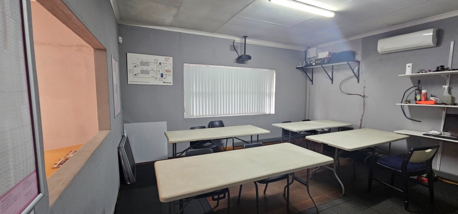 Bedroom Property for Sale in Three Rivers Gauteng