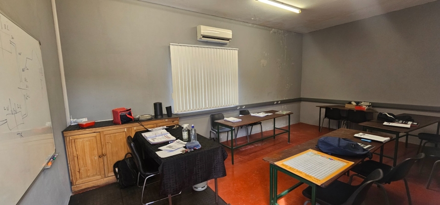  Bedroom Property for Sale in Three Rivers Gauteng