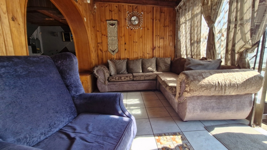 2 Bedroom Property for Sale in Crosby Gauteng