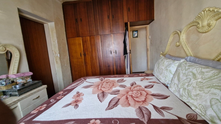 2 Bedroom Property for Sale in Crosby Gauteng