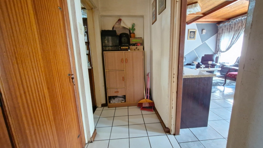 2 Bedroom Property for Sale in Crosby Gauteng